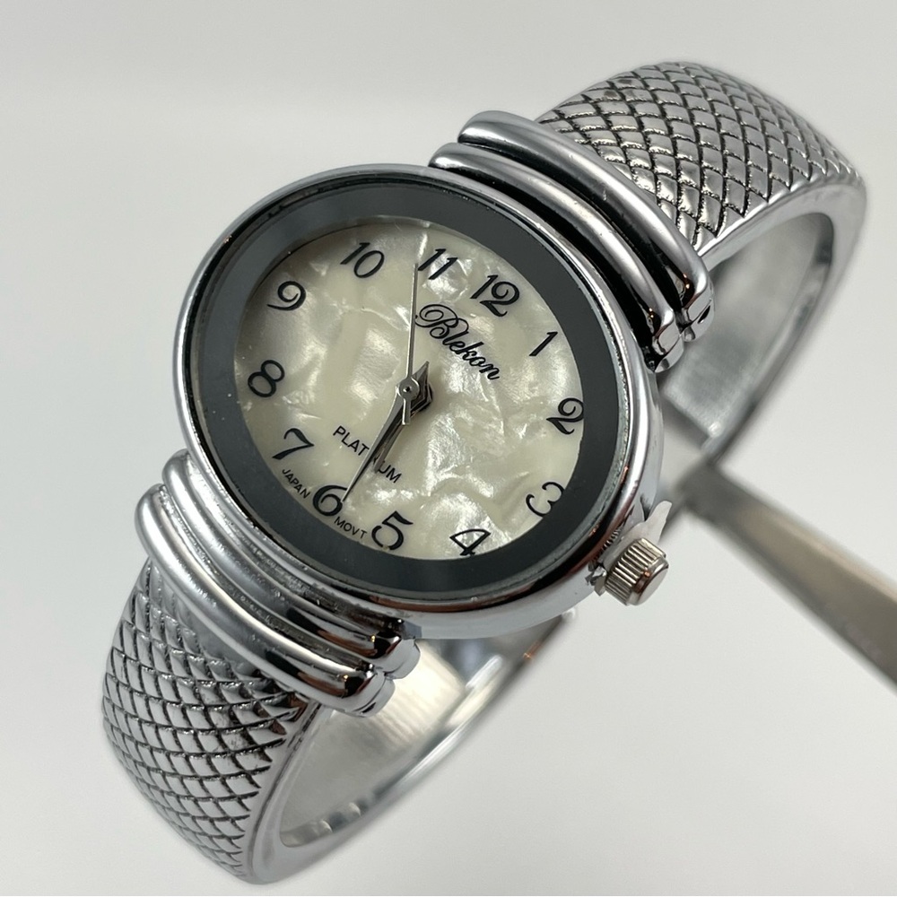 NWOT Blekon Original Mother of Pearl Cuff Bracelet Watch Women Japan Movement